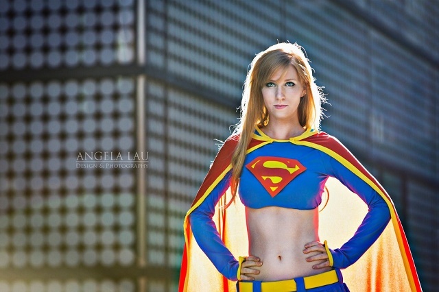 kvinner-of-comicbook-cosplay-superwoman