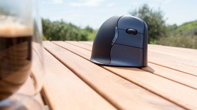 Evoluent Vertical Mouse: Gjør håndleddet en fordel og kjøp denne musen. Evoluent vertikal musoversikt 670x377