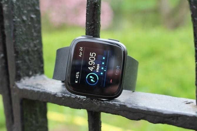 Fitbit Versa Review: Fitbit's Best Wearable yet? Fitbit Versa 3