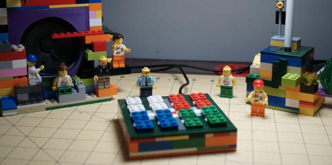 DIY Arduino Lego Keyboard