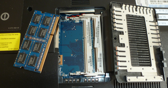 Slik oppgraderer du en bærbar datamaskin, trinnvis RAM-minne Sony Vaio VPCCB