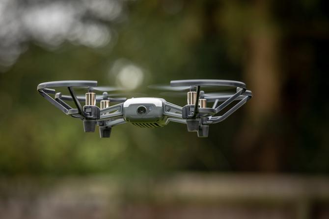 DJI Tello: The Cutest Little Drone Ever, og bare 99 dollar Tello 8