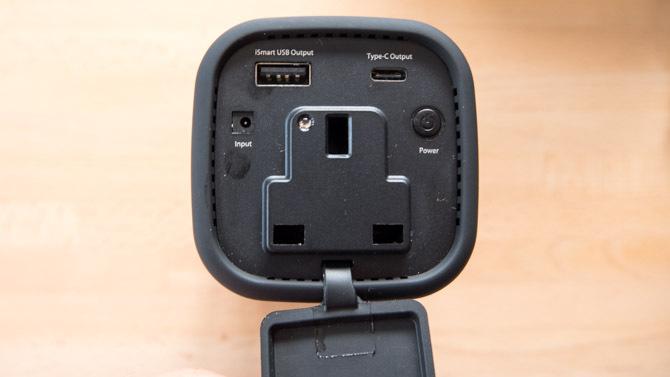 RAVPower 20100mAh AC Charger Review: Power All The Things ravpower sockets