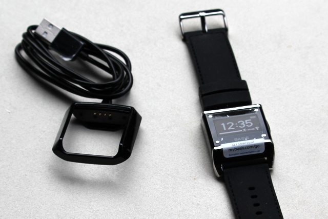 Basis B1 Health Tracker Smartwatch (2014) Review and Giveaway basis b1 health tracker 3